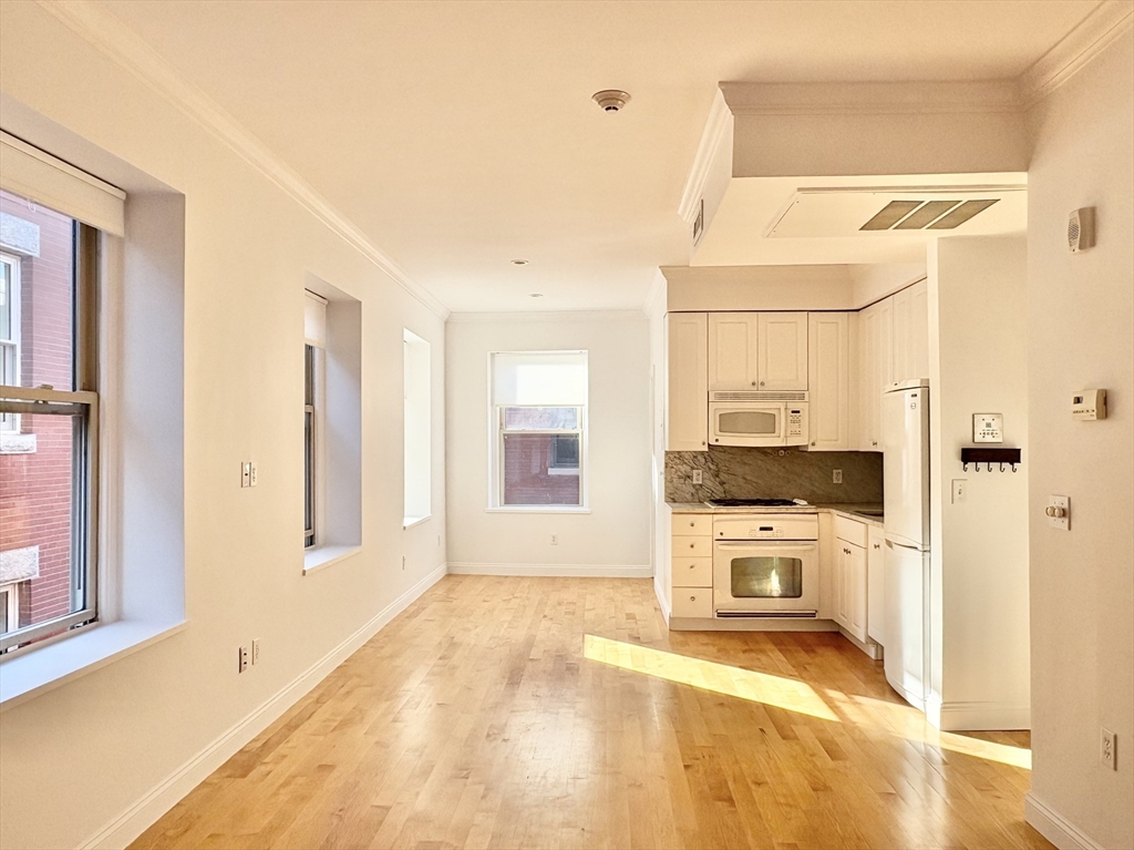11 Unity St # 8