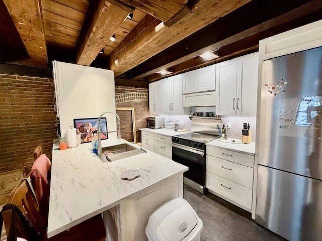 120 Commercial St # 4 Unit: 3-4