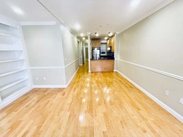 33 N Bennet St # 2