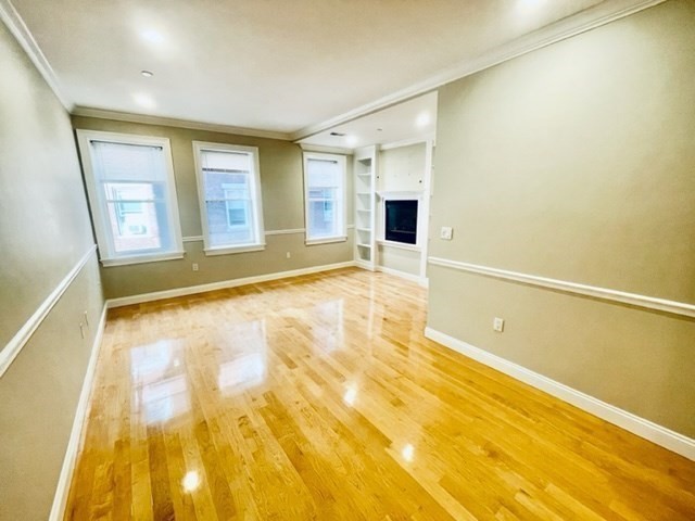33 N Bennet St # 2