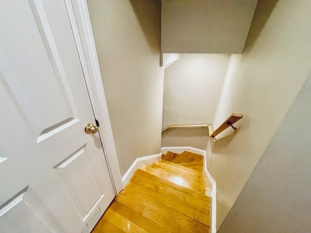 33 N Bennet St # 2
