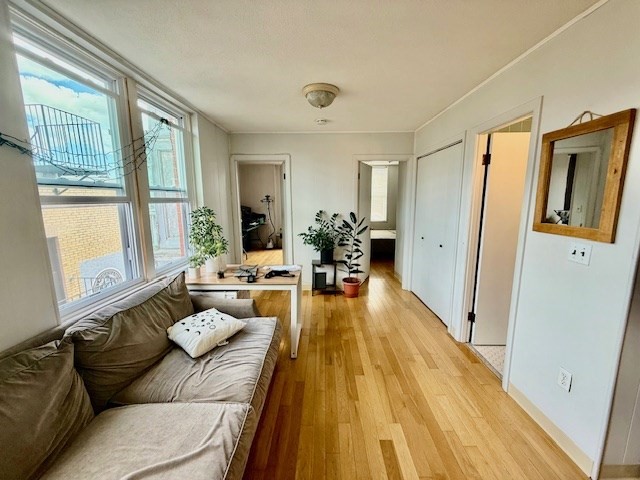 1 Noyes Place # 8