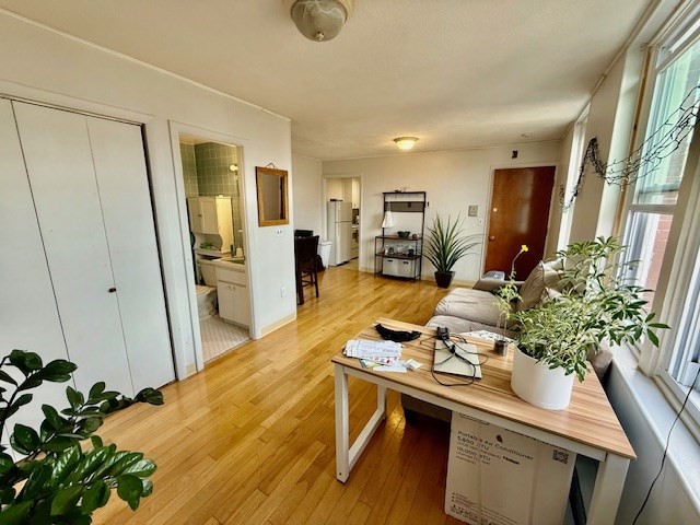 1 Noyes Place # 8