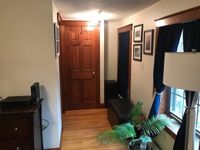 18 Thacher Street # 4