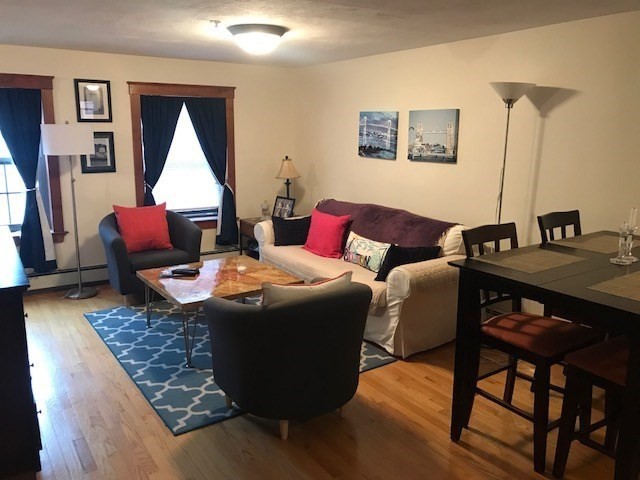 18 Thacher Street # 4