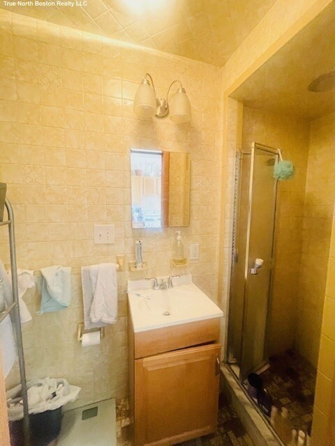 206 Hanover St # 4