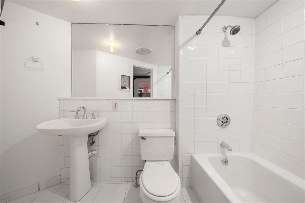 7 Unity St # 3