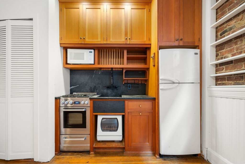 7 Unity St # 3