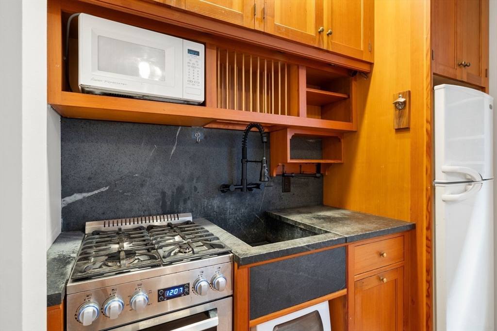7 Unity St # 3