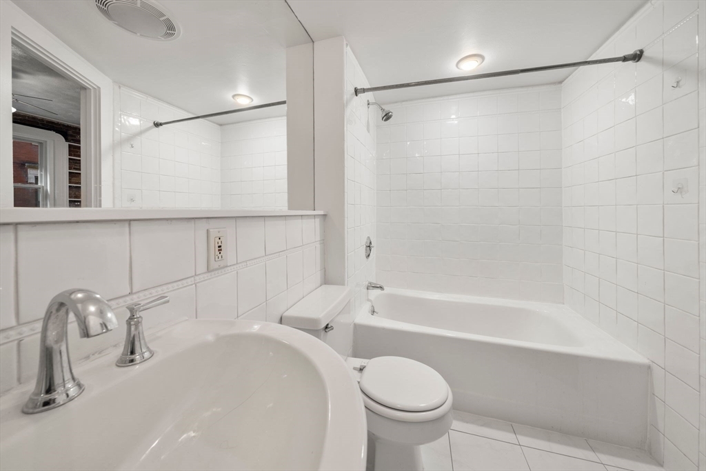 7 Unity St # 3