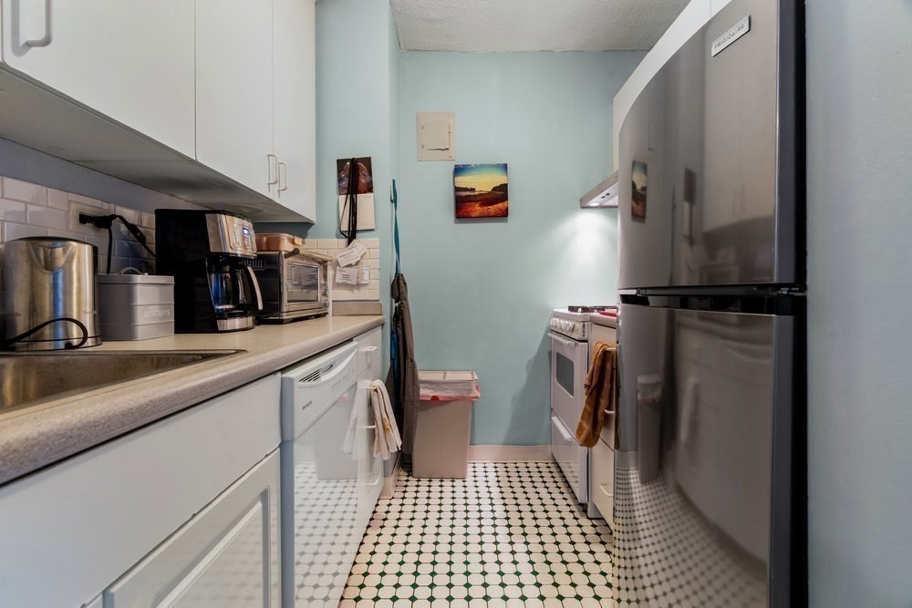 151 Tremont Street # 15J