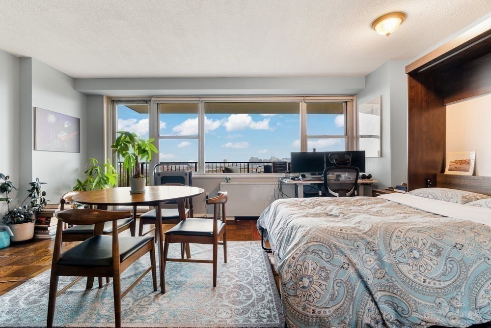 151 Tremont Street # 15J