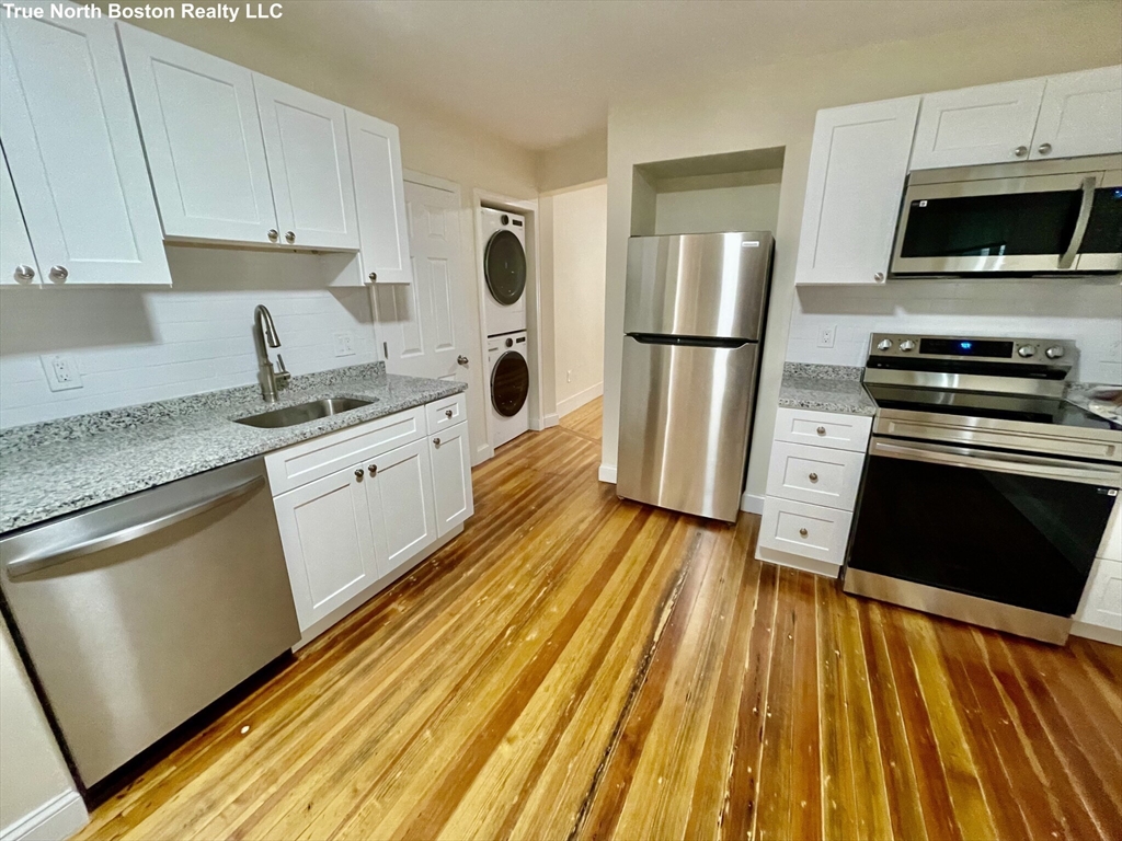 207 Princeton St # 1