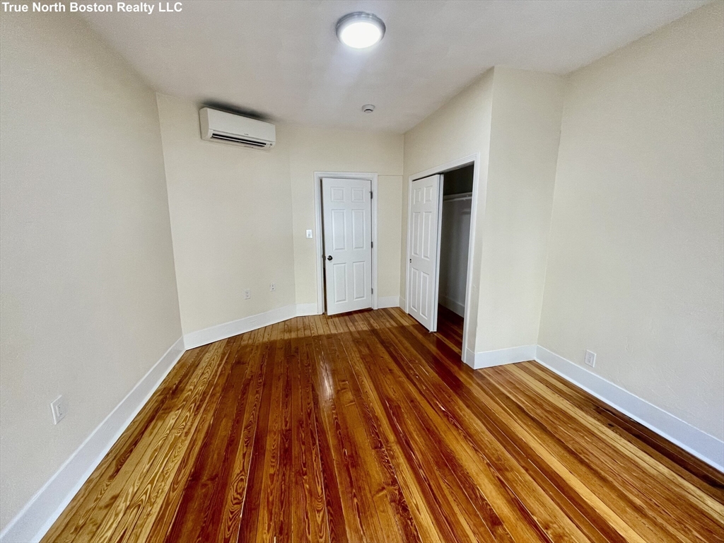 207 Princeton St # 1