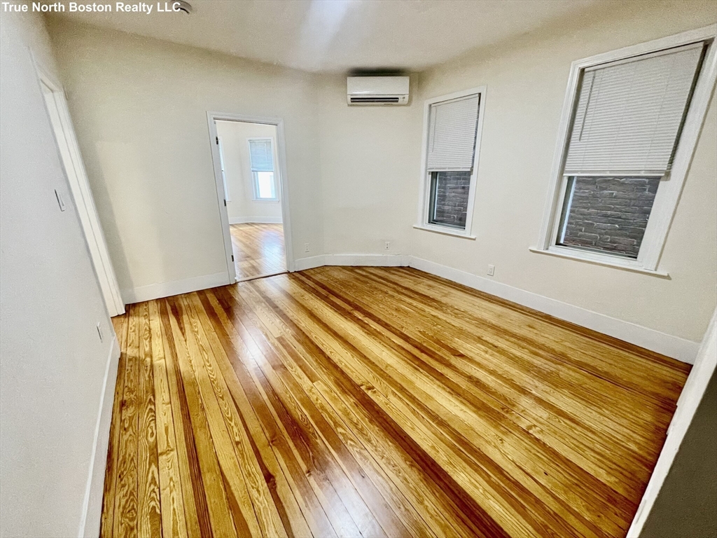 207 Princeton St # 1