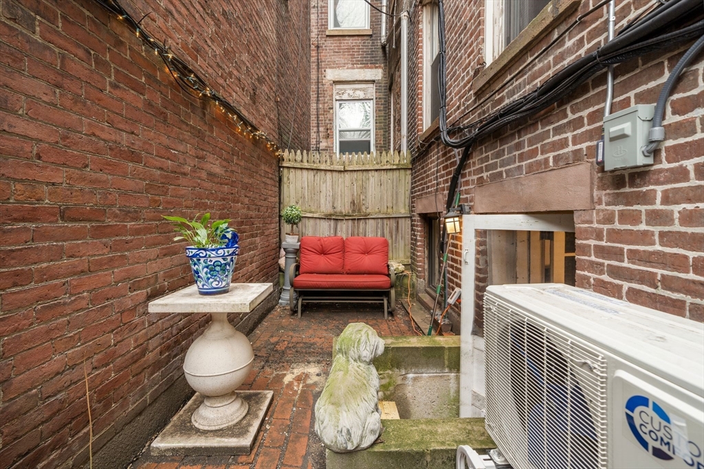 26 Unity St # 1