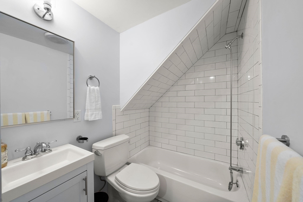 26 Unity St # 1