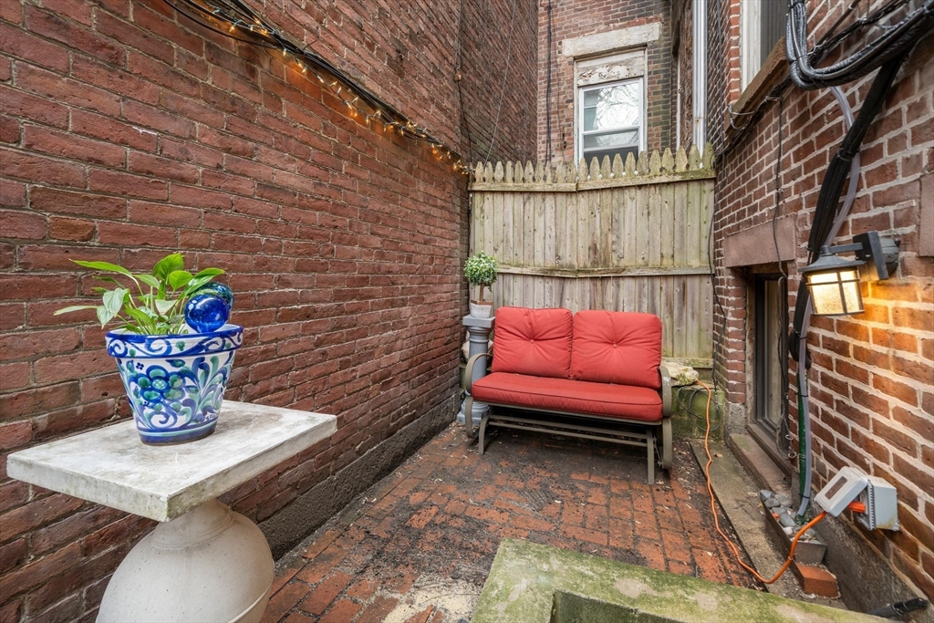 26 Unity St # 1