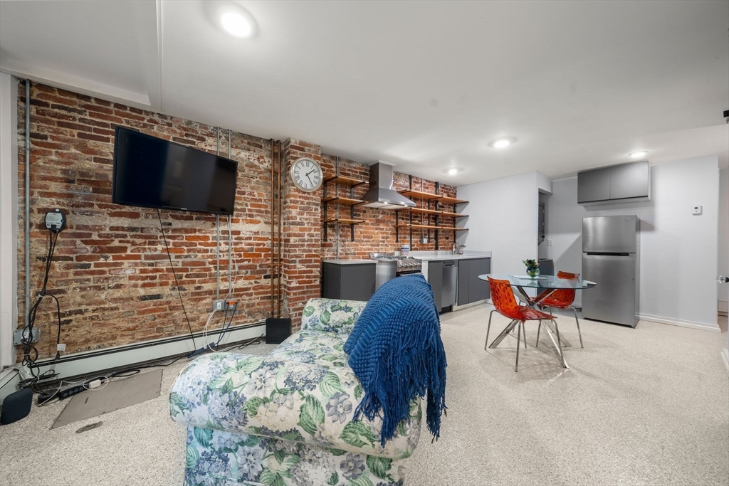 26 Unity St # 1