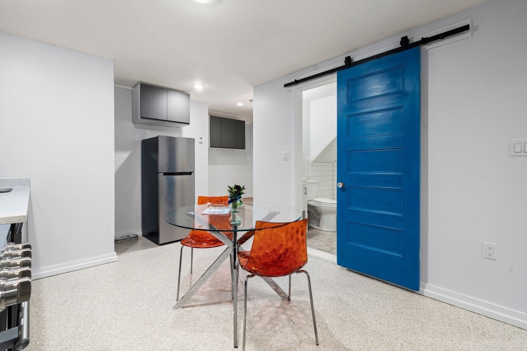 26 Unity St # 1