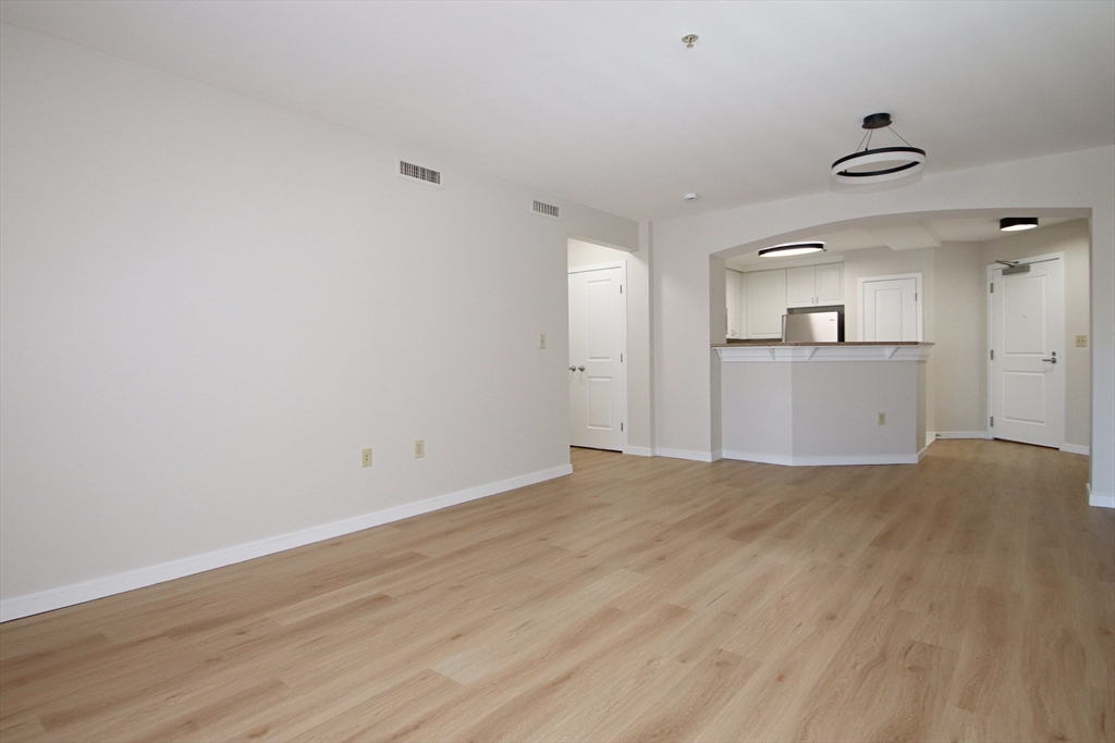 175 Cottage St # 501