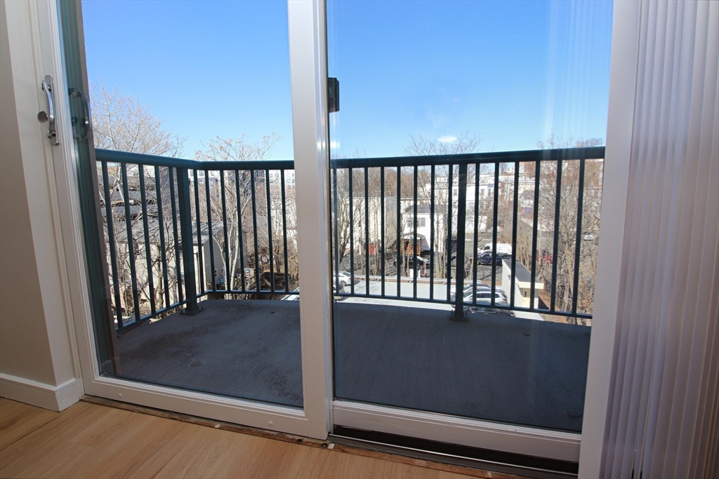 175 Cottage St # 501