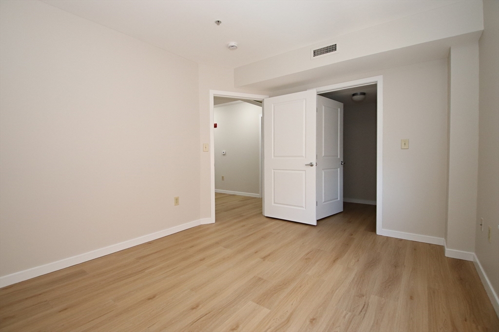 175 Cottage St # 501