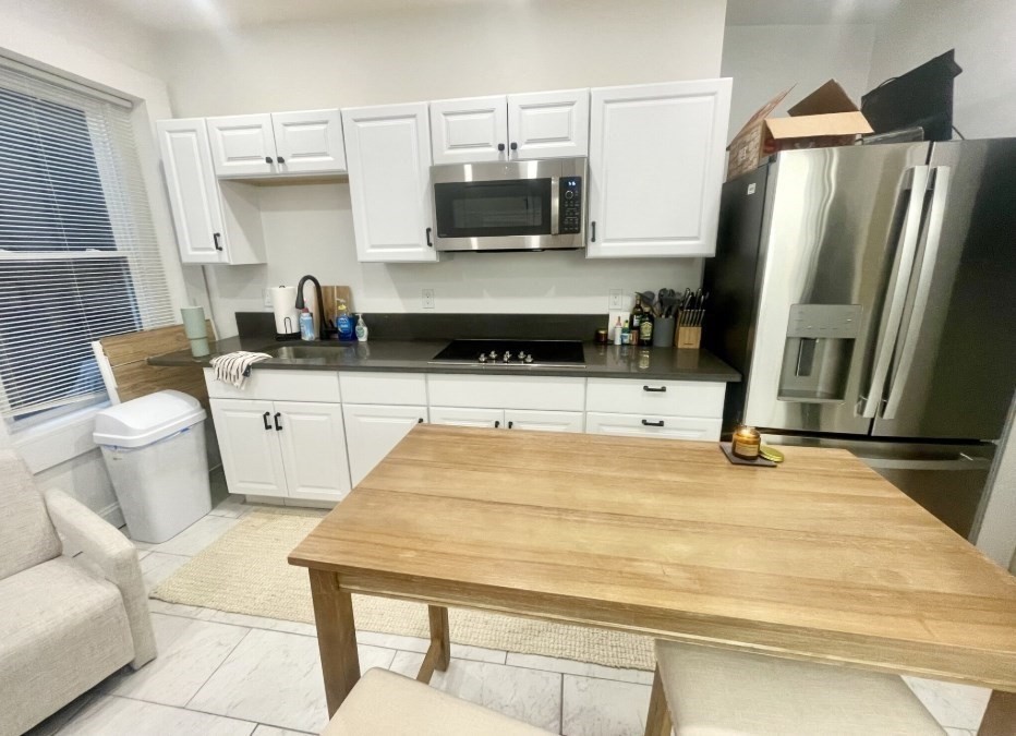 206 Hanover St # 2