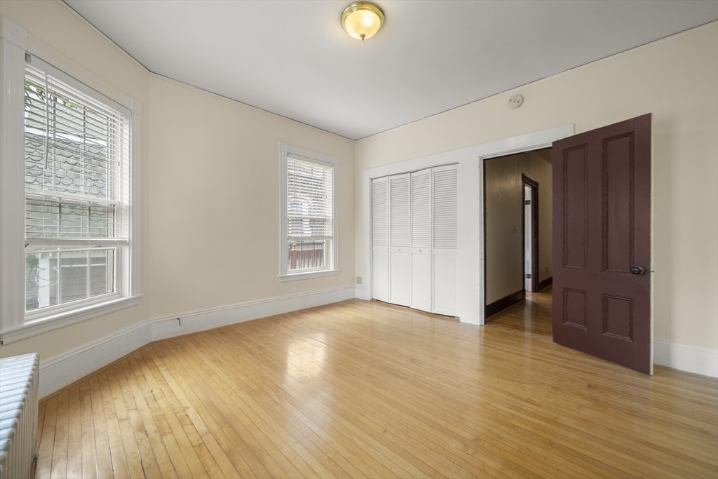 16-18 Kernwood St