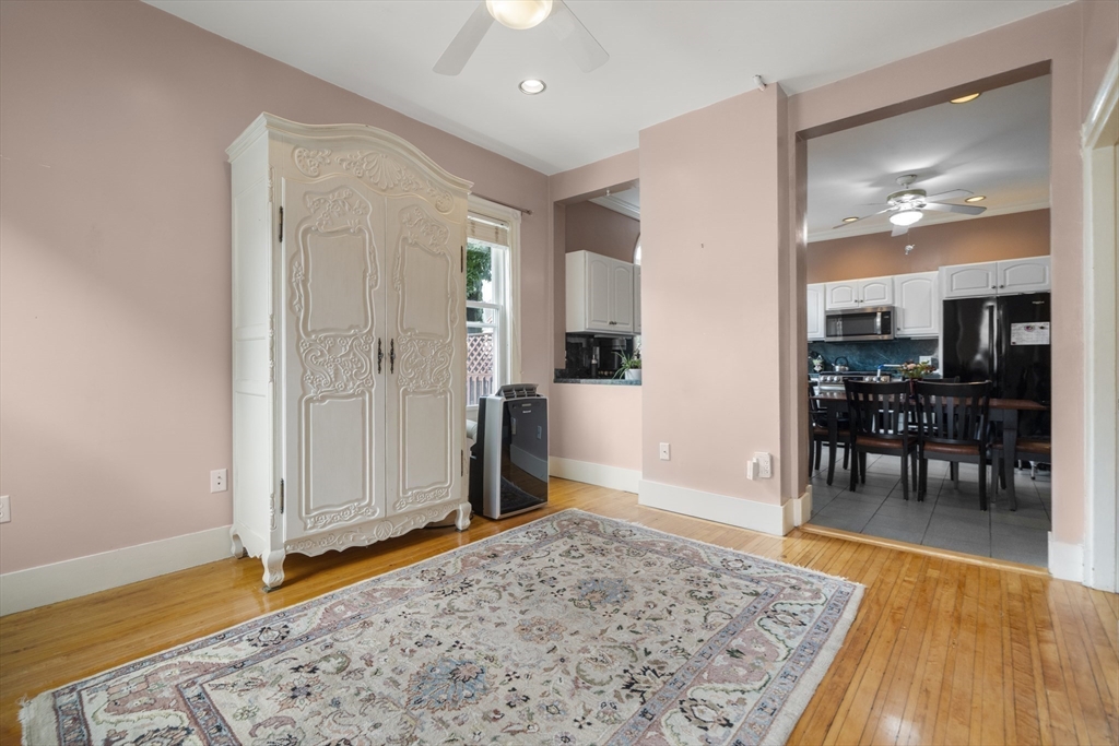 16-18 Kernwood St