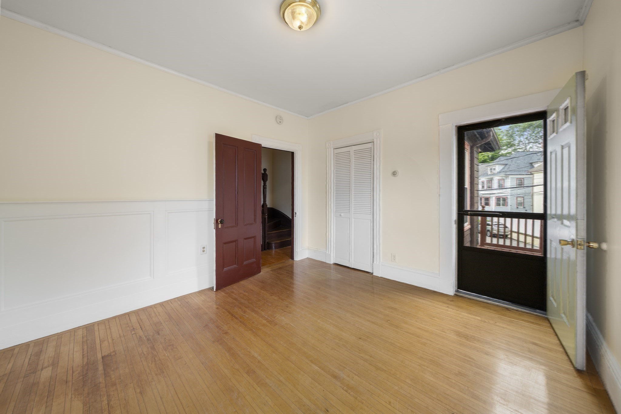 16-18 Kernwood St
