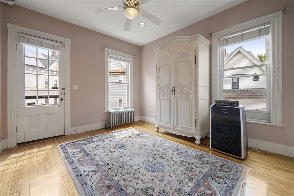 16-18 Kernwood St
