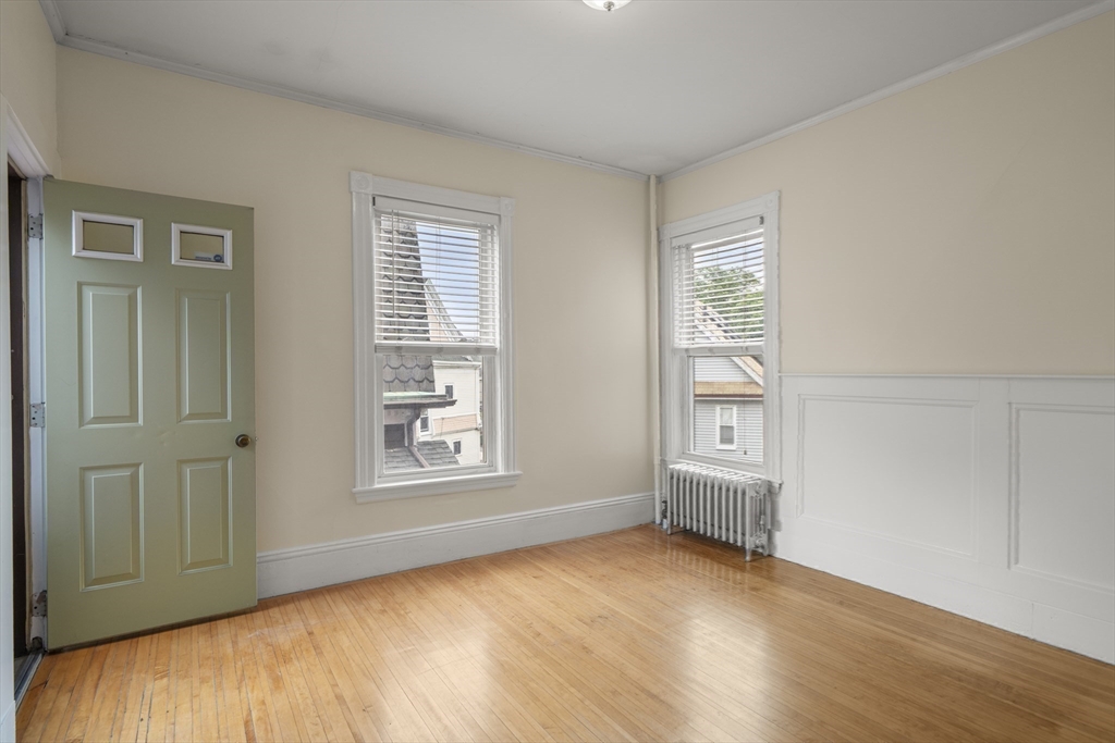 16-18 Kernwood St