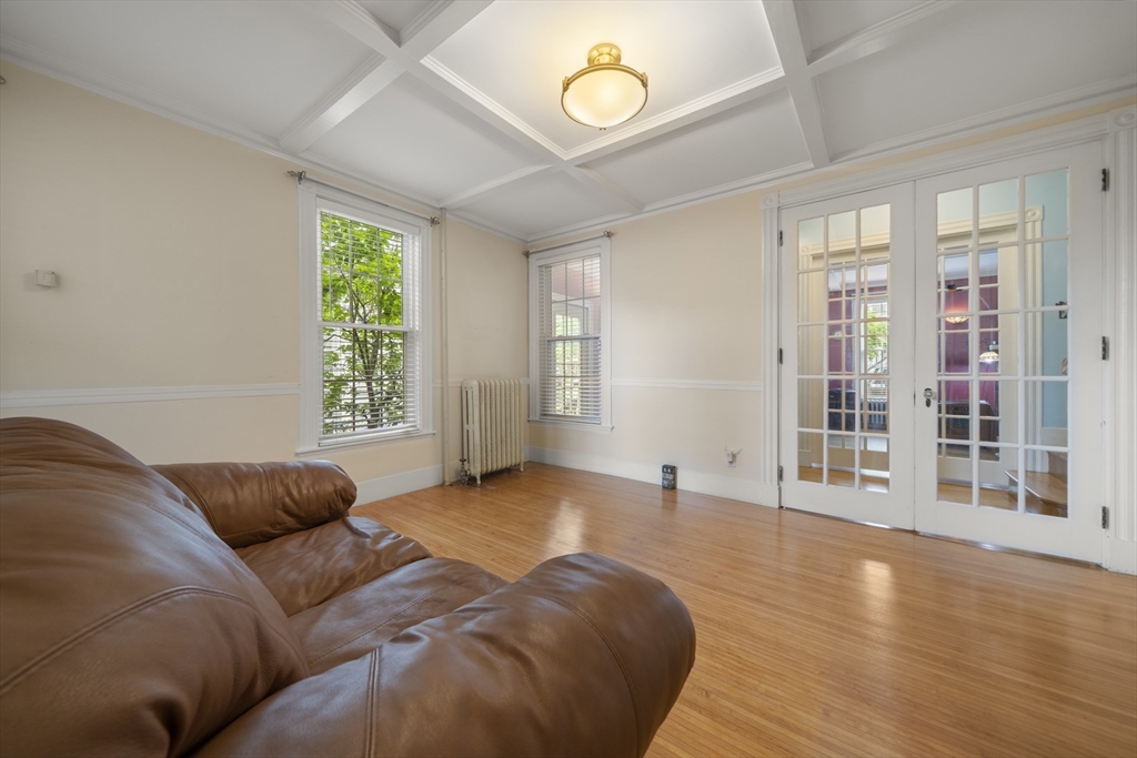 16-18 Kernwood St