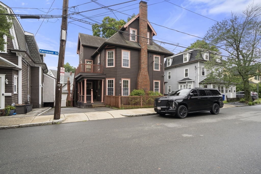16-18 Kernwood St