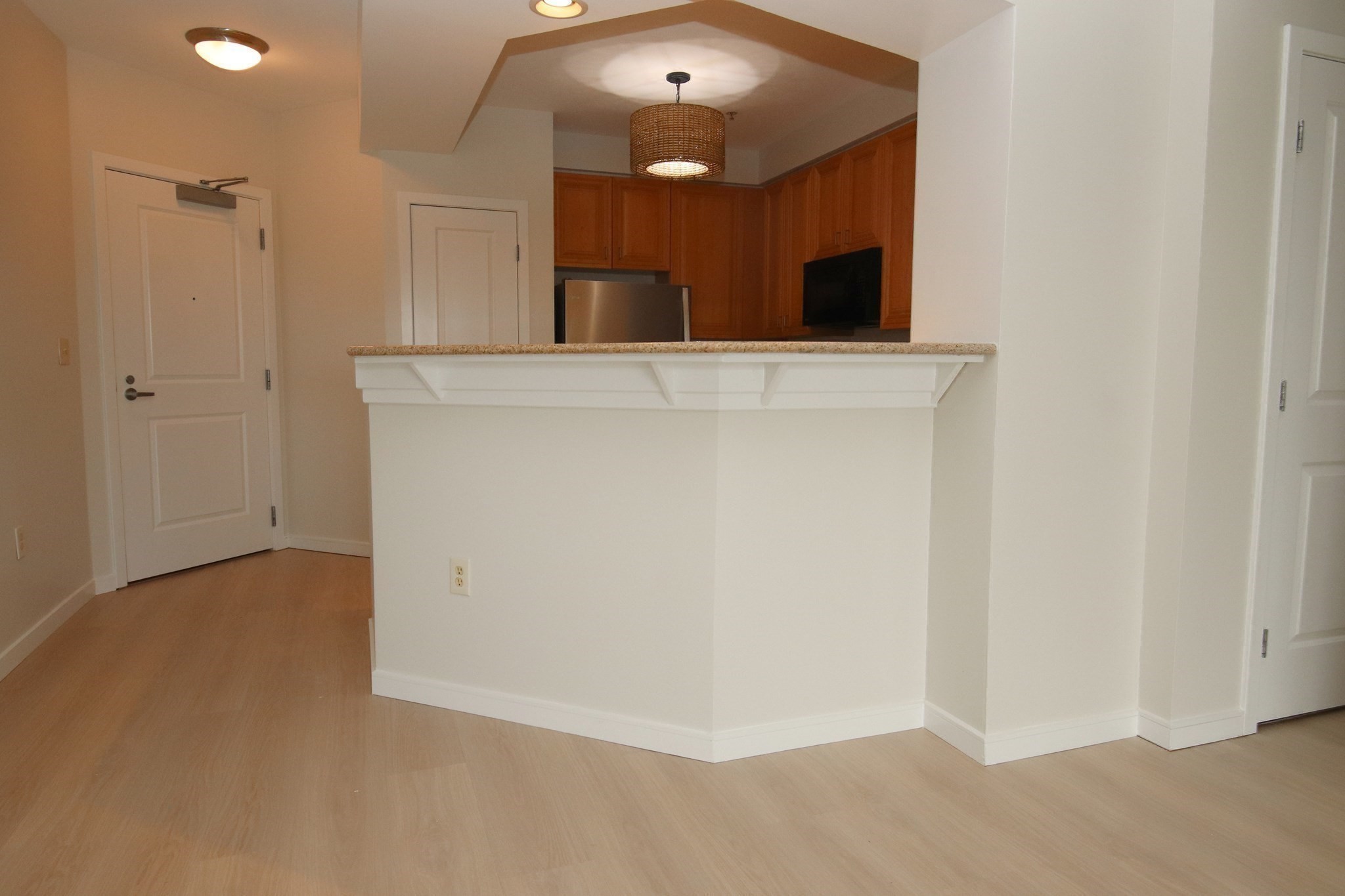 175 Cottage St # 702