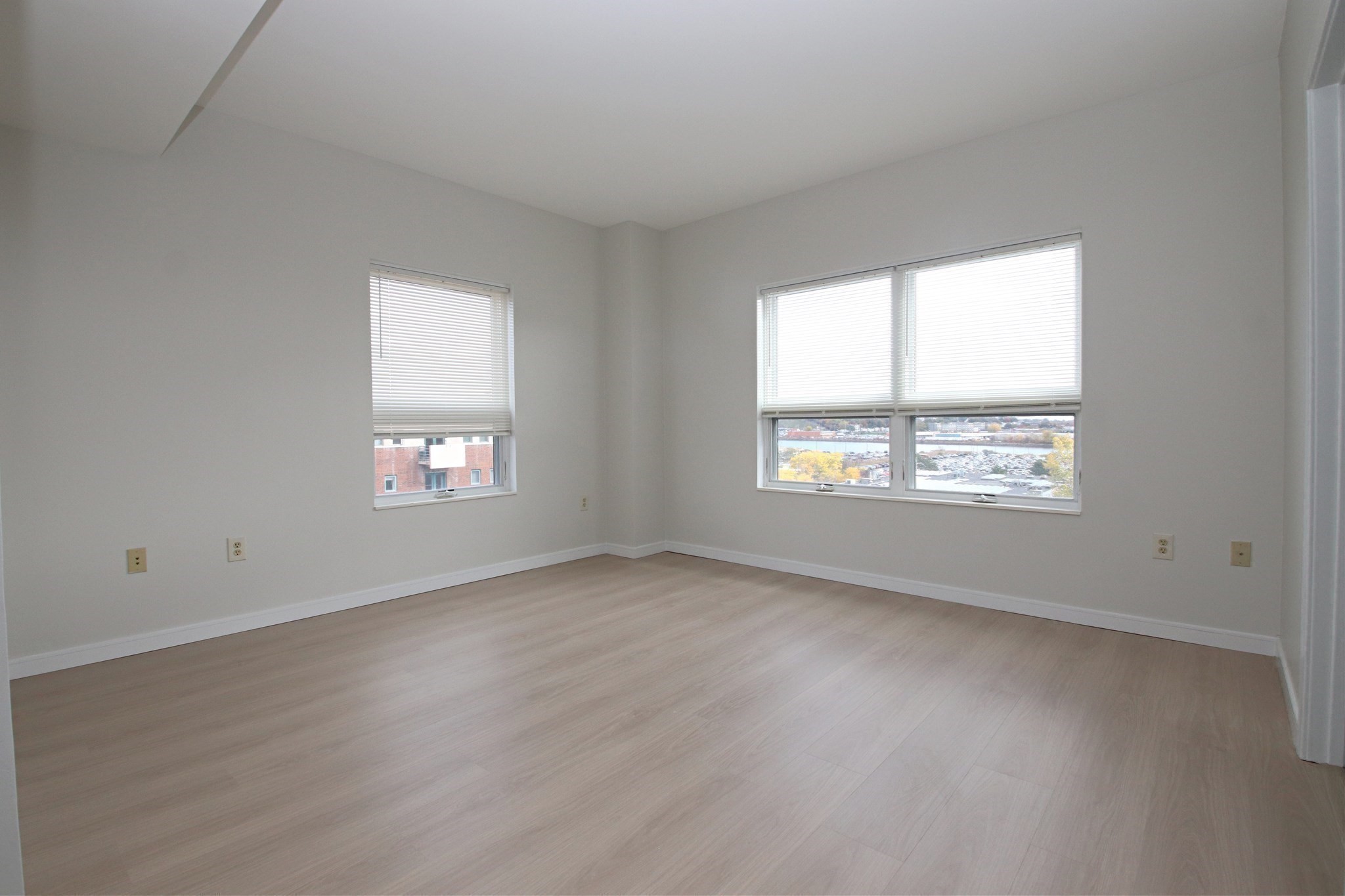 175 Cottage St # 702