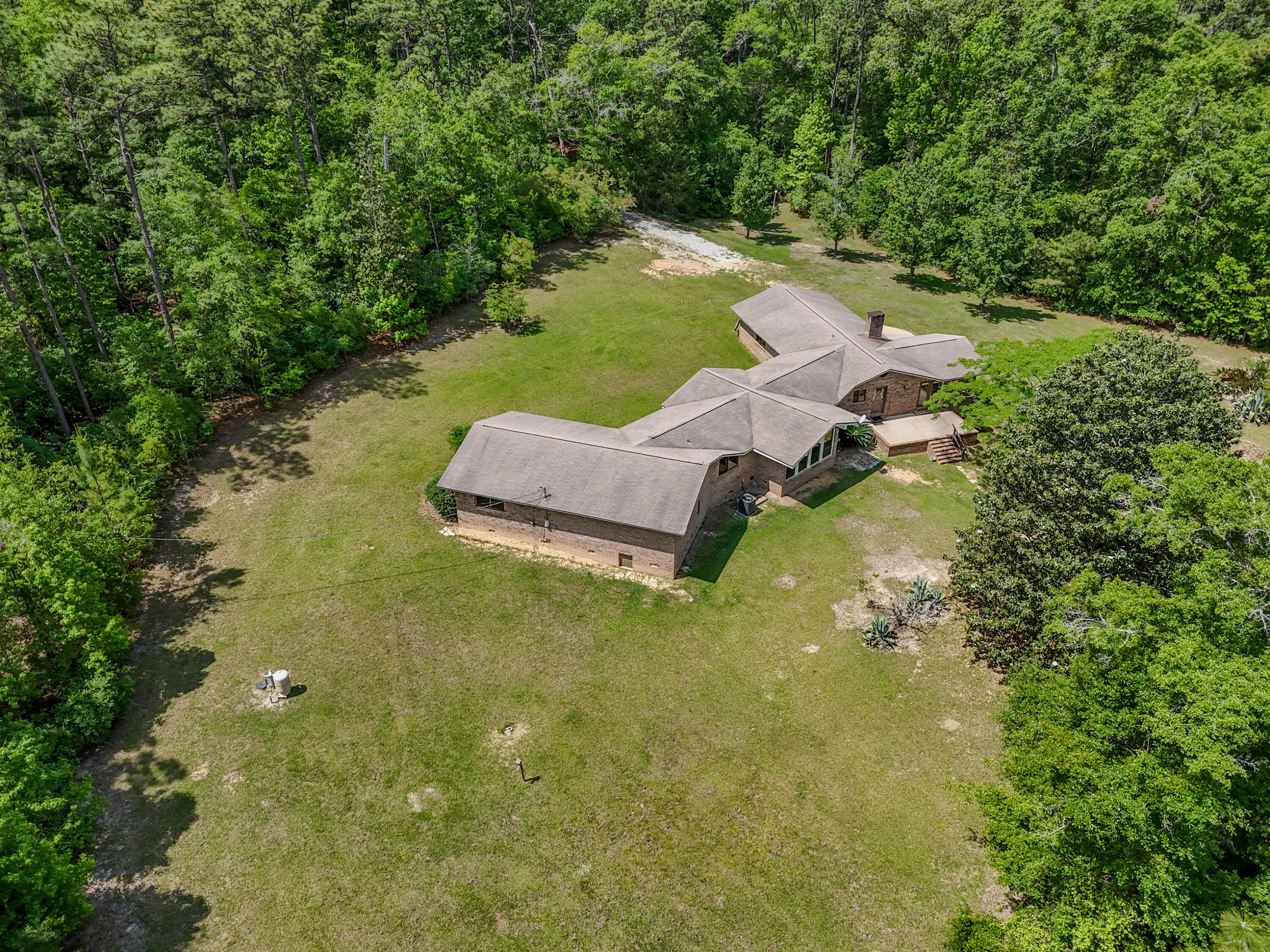1186 Pine Forest Road