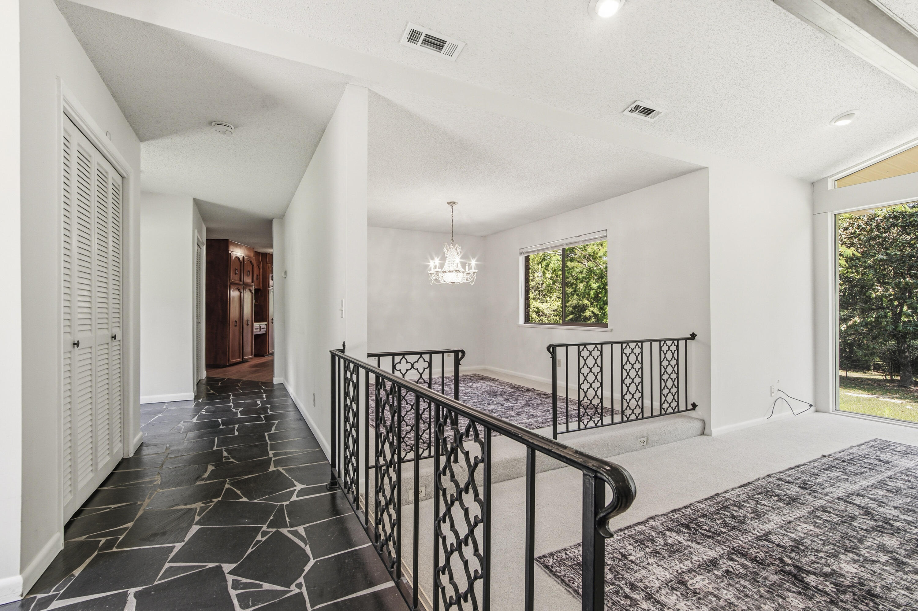 1186 Pine Forest Road