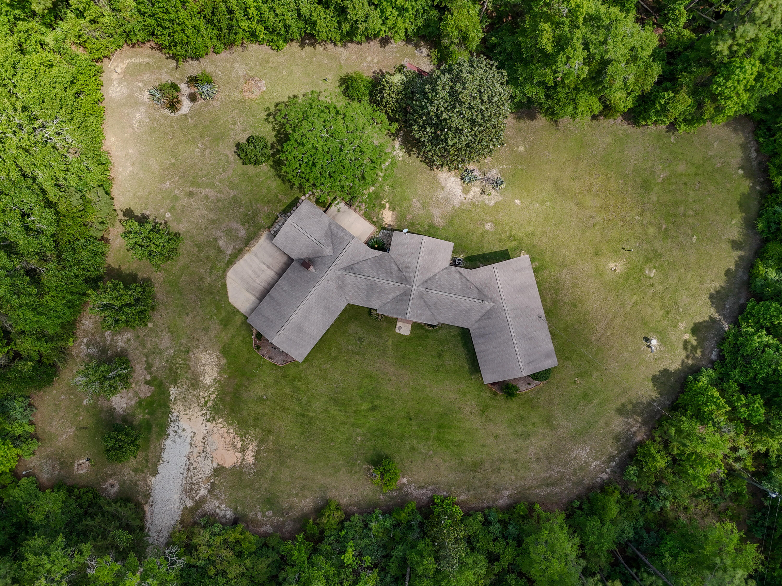 1186 Pine Forest Road