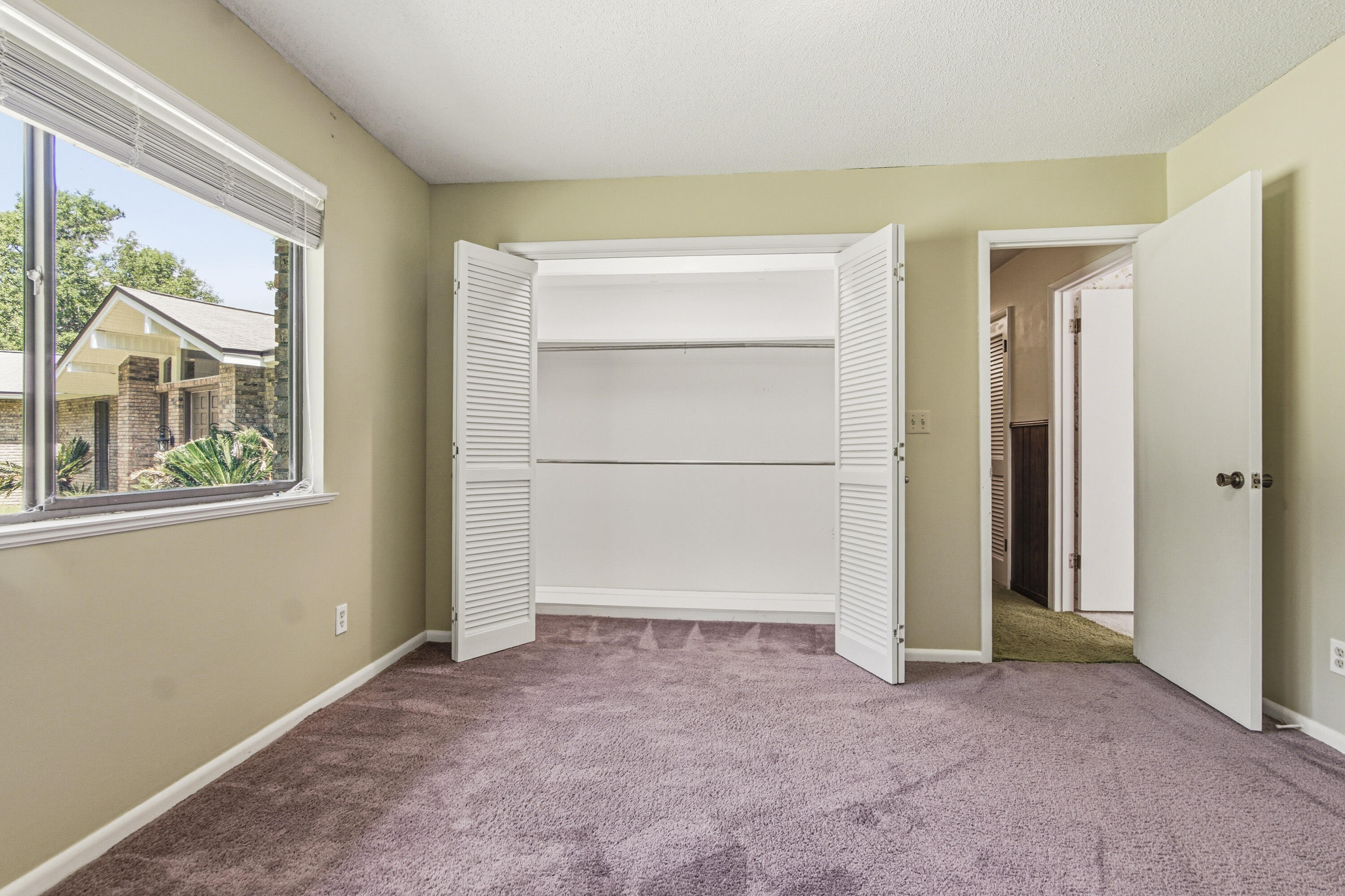 1186 Pine Forest Road