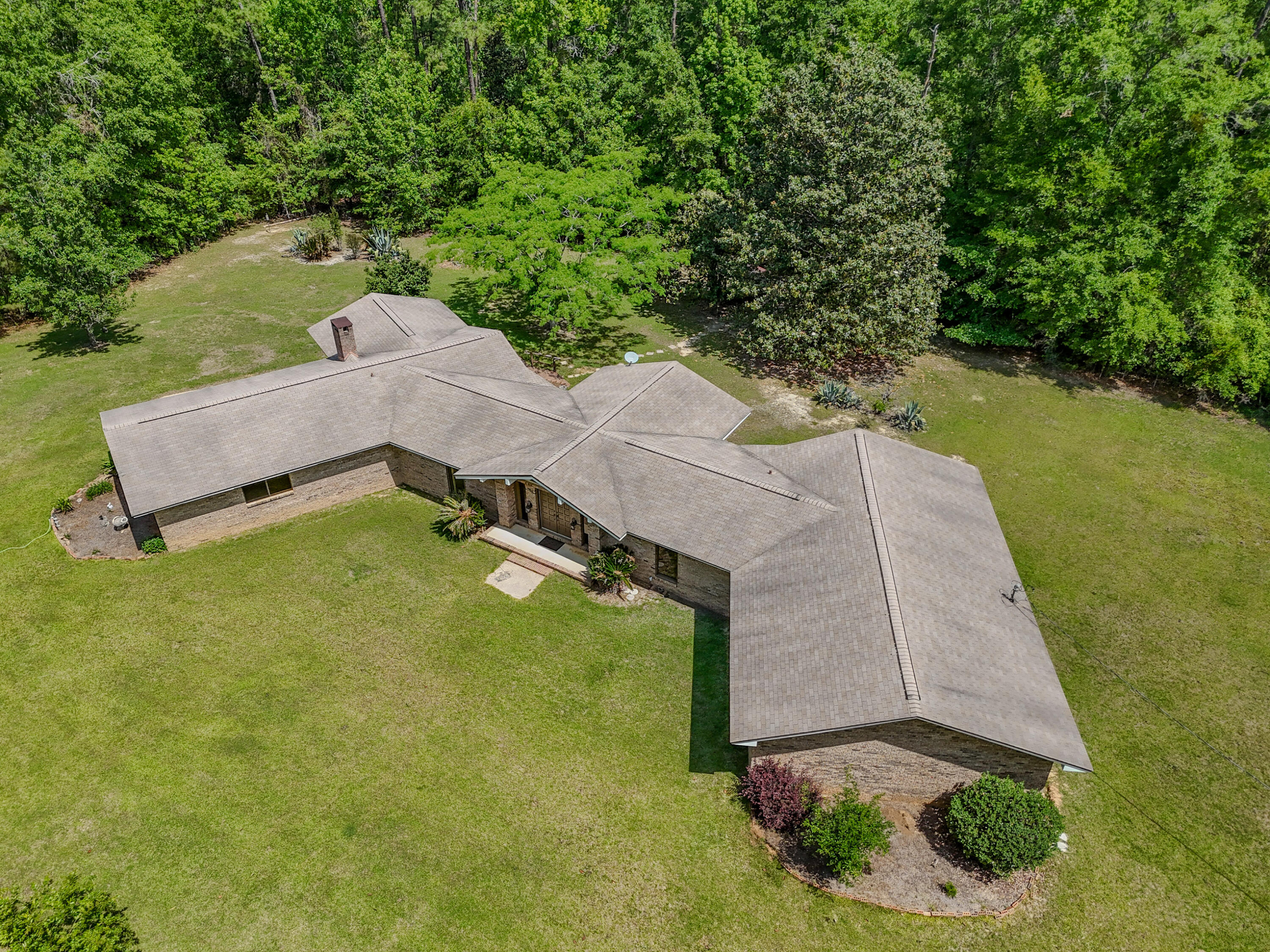 1186 Pine Forest Road