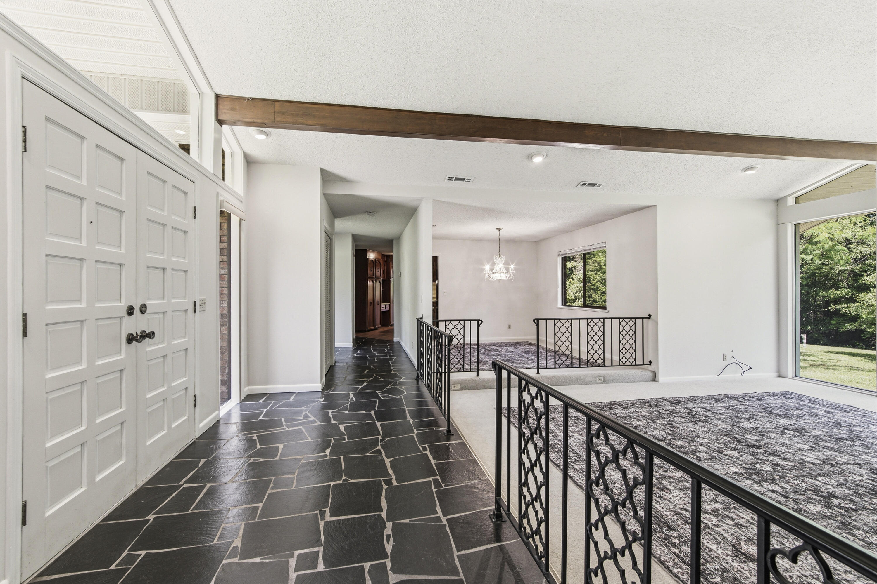 1186 Pine Forest Road