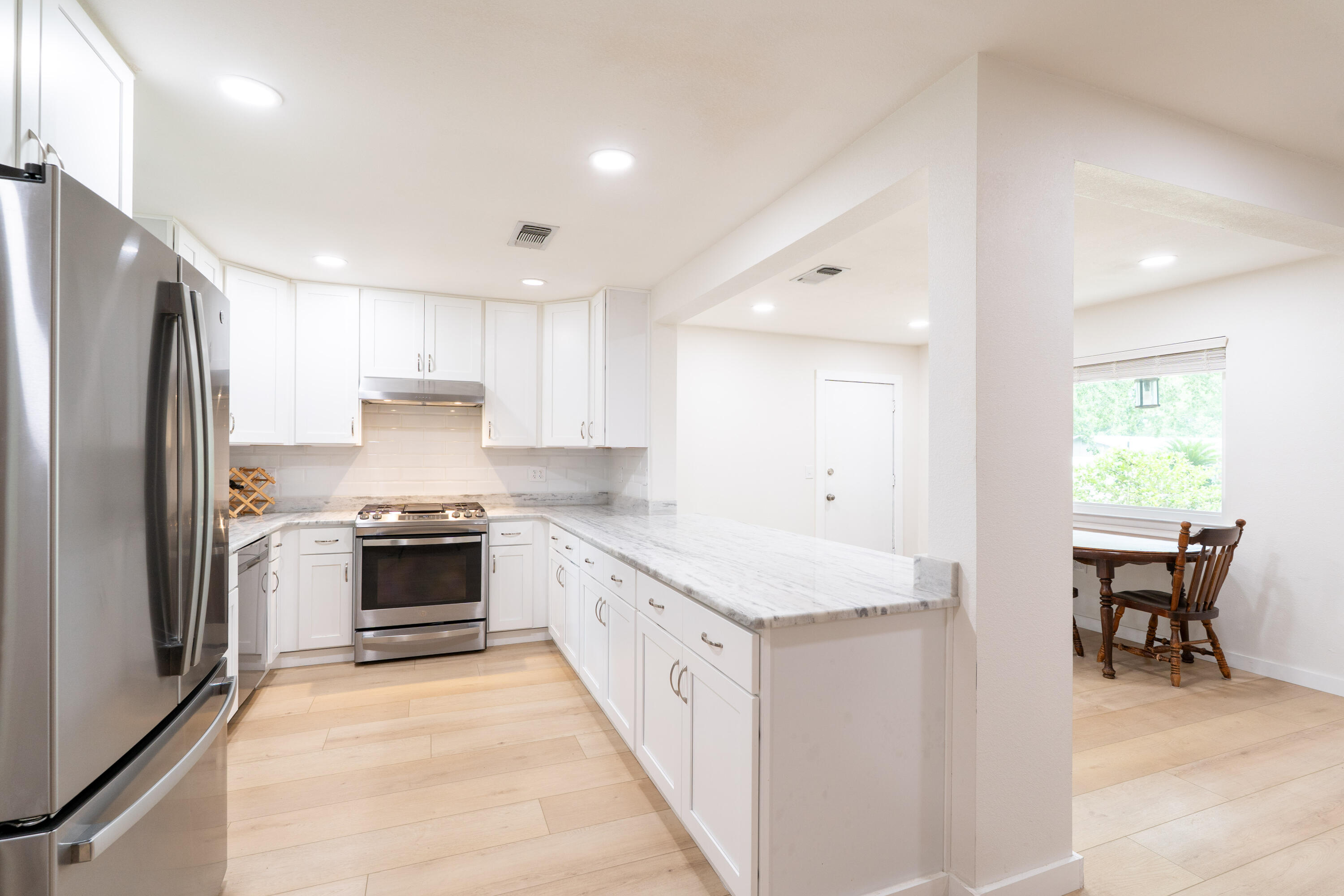 306 Biscayne Lane