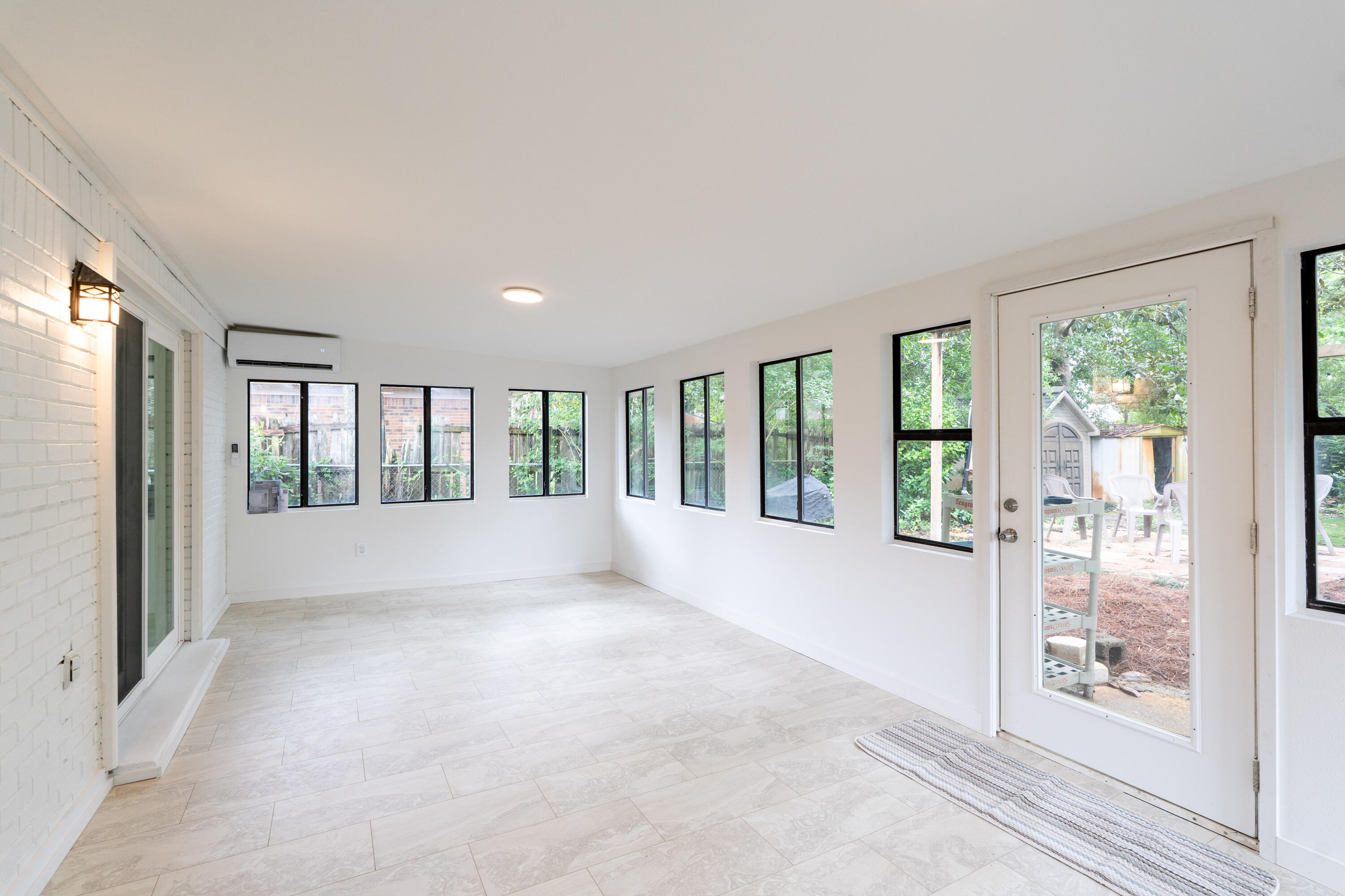 306 Biscayne Lane