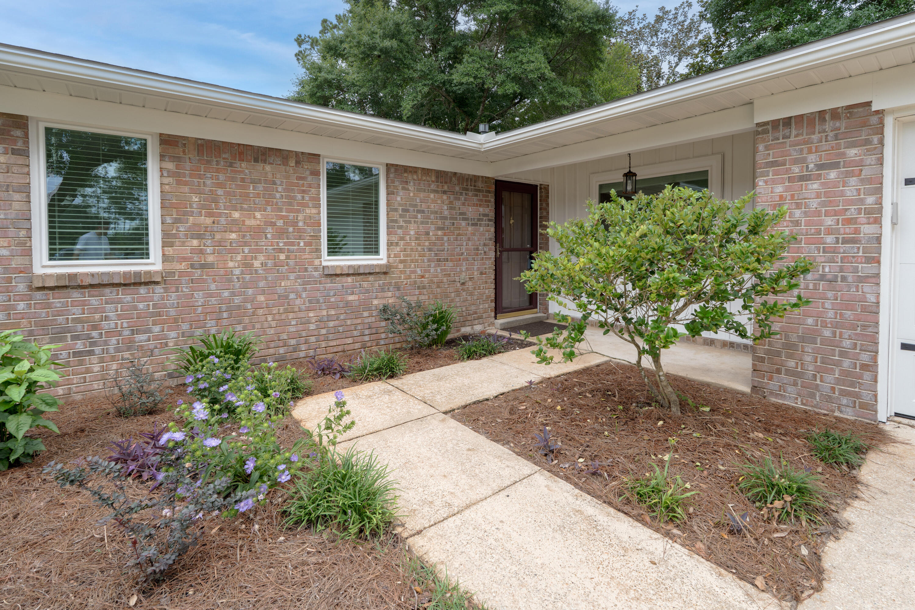 306 Biscayne Lane
