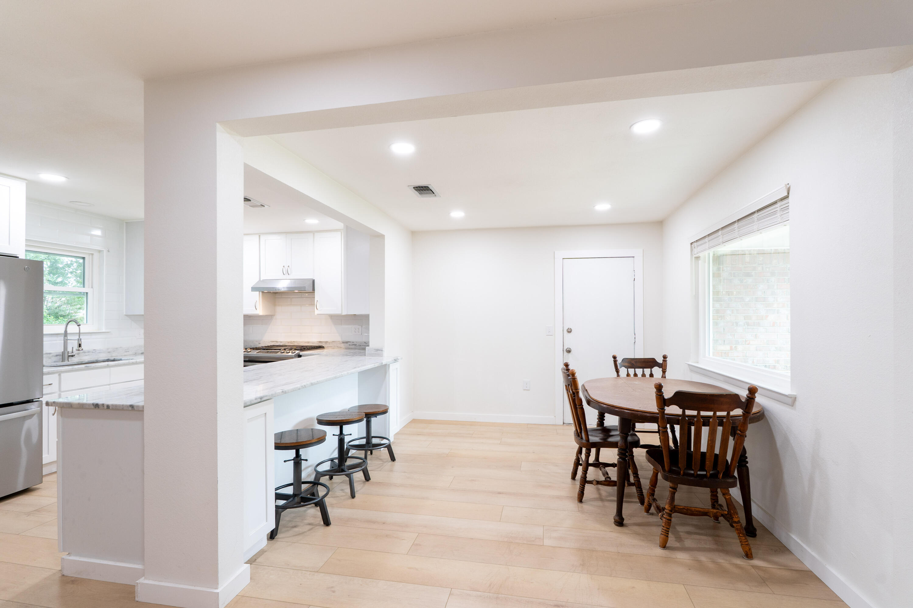 306 Biscayne Lane