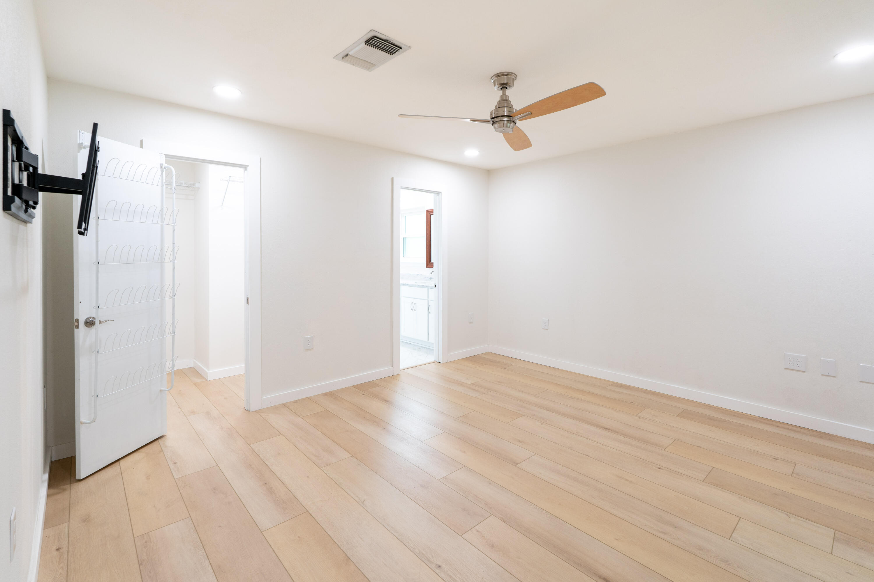 306 Biscayne Lane
