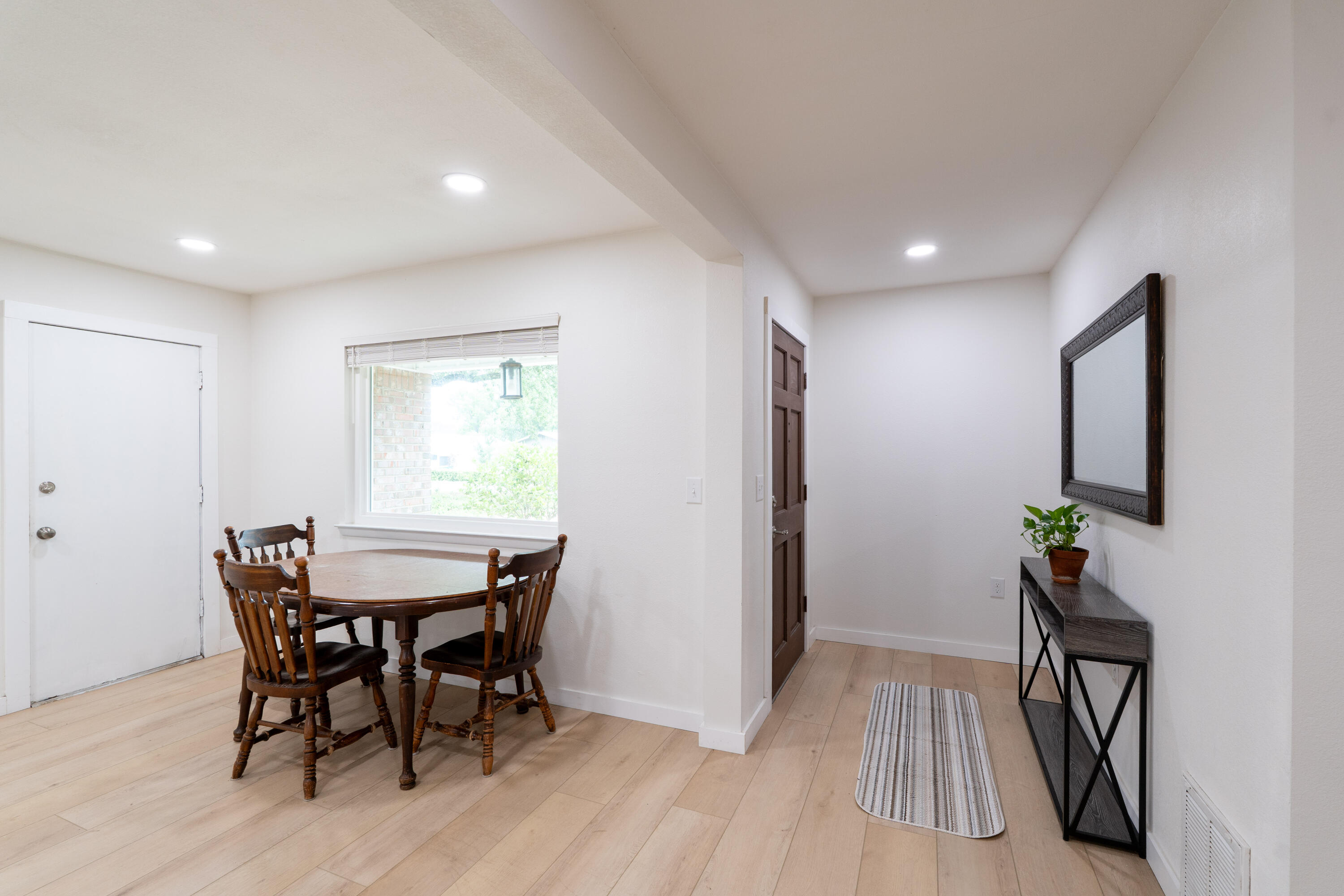 306 Biscayne Lane