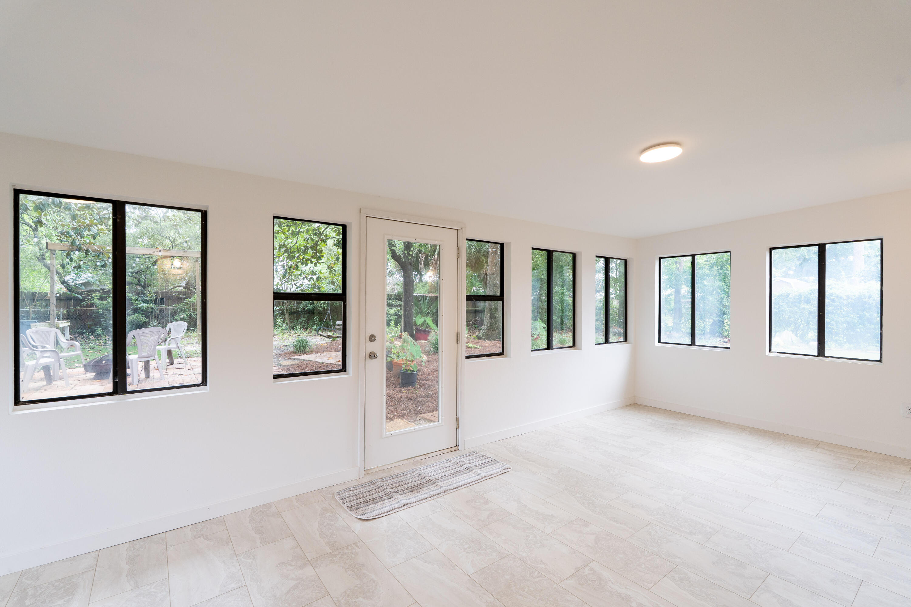 306 Biscayne Lane
